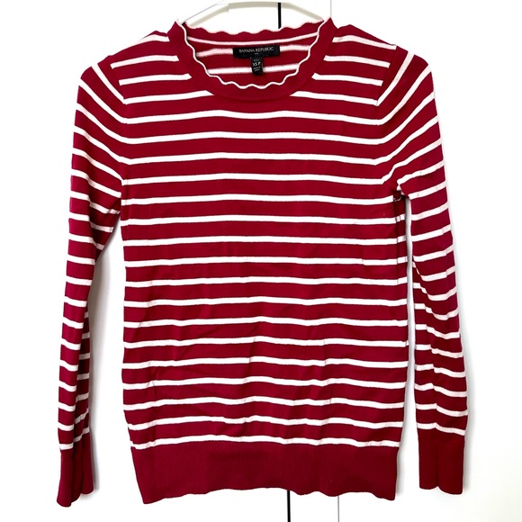 Banana Republic Scallop Sweater - XSP - Picture 3 of 6